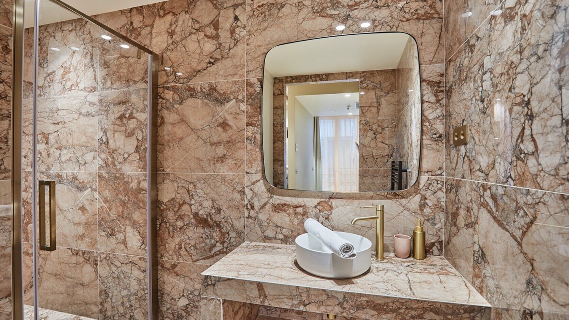 Photo of Bathroom in 8th Arrondissement