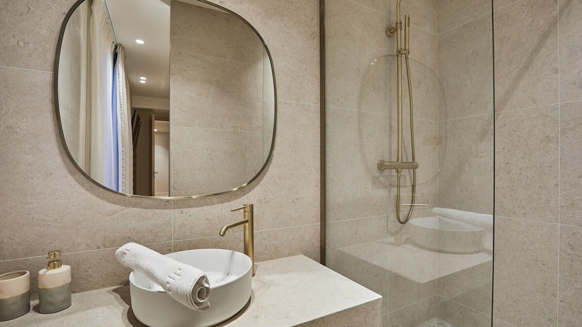 Photo of Bathroom in 8th Arrondissement