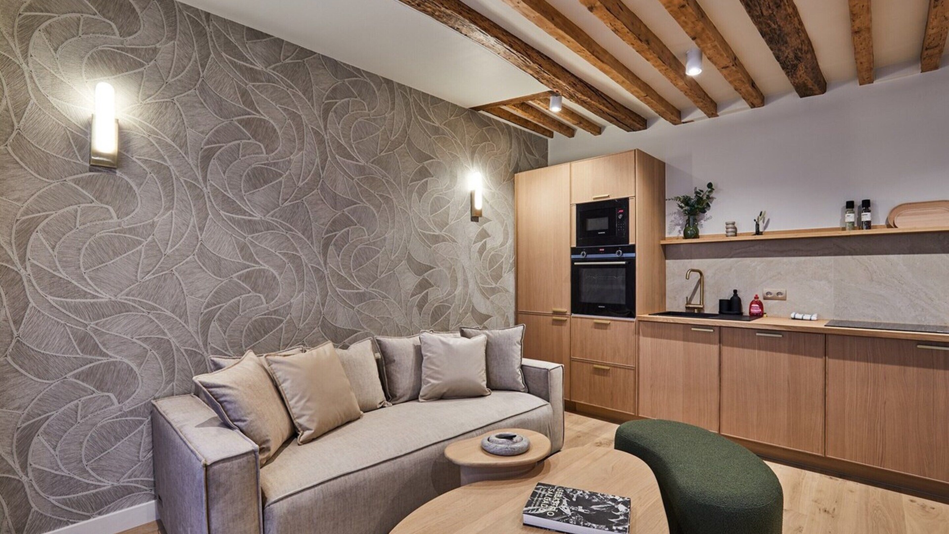 Photo of Others in 8th Arrondissement