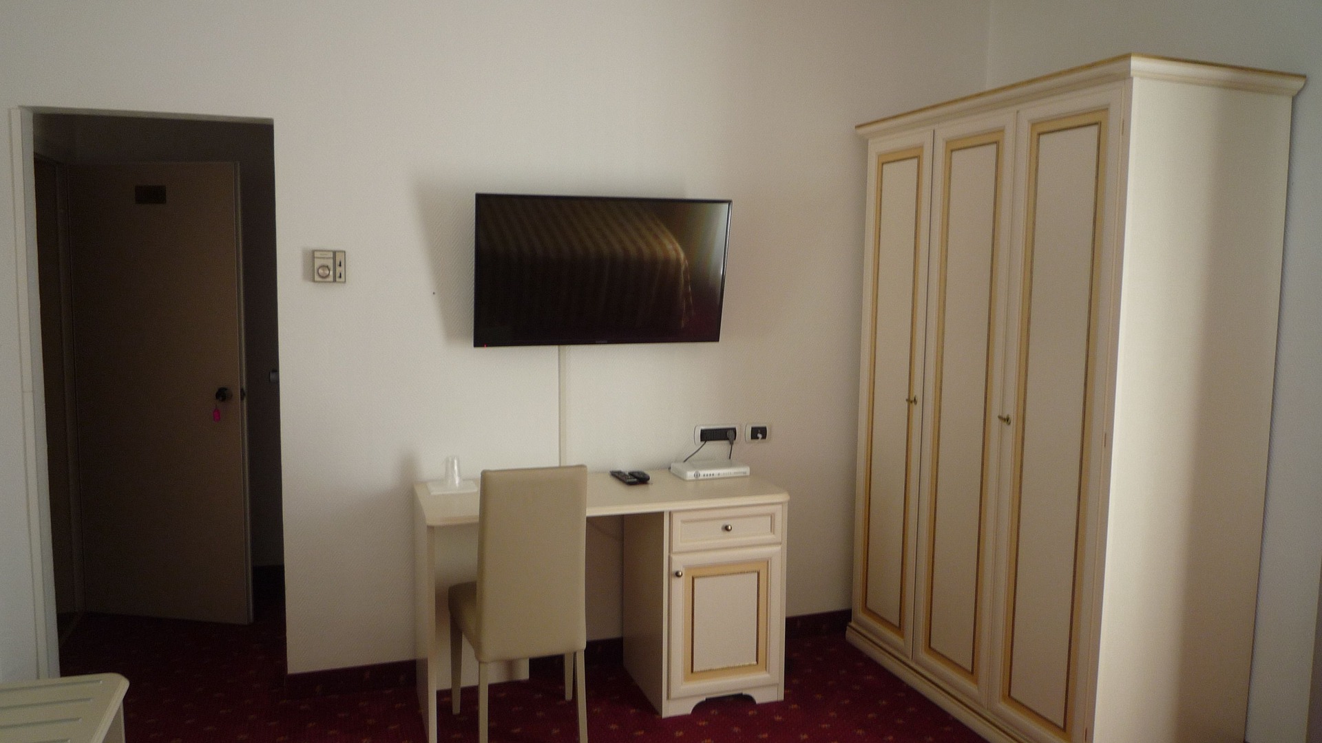 Photo of Bedroom in Piombino