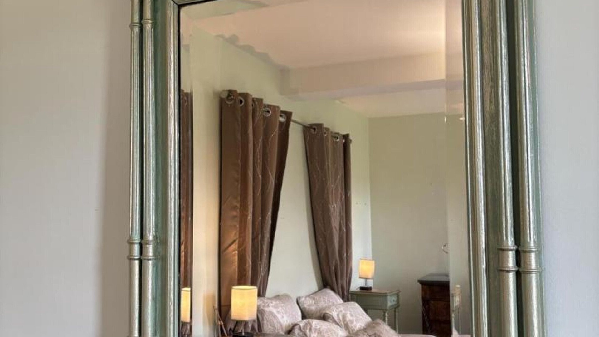 Photo of Bedroom in Jaligny-sur-Besbre