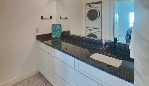 Condo (2 Bedrooms)