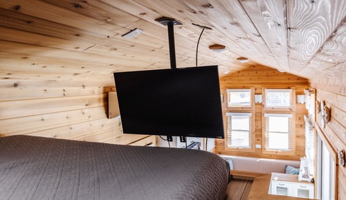 Deluxe Studio Suite