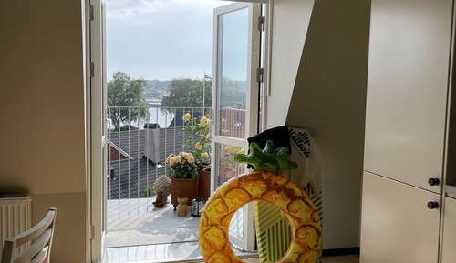 Seaview Suite (1211)