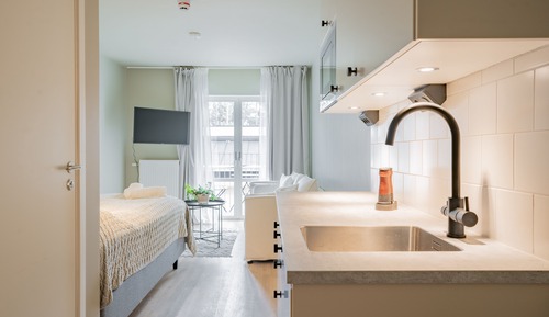 Gardenview Studio (1105)