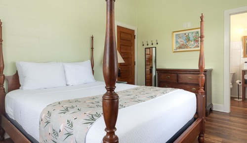 Flagler Room 4