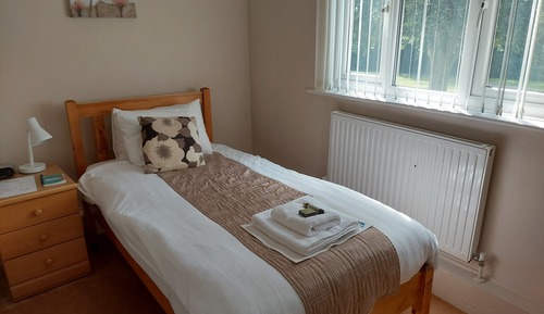 Room, 1 Twin Bed, Shared Bathroom