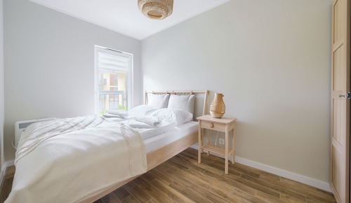 Apartment (7F)
