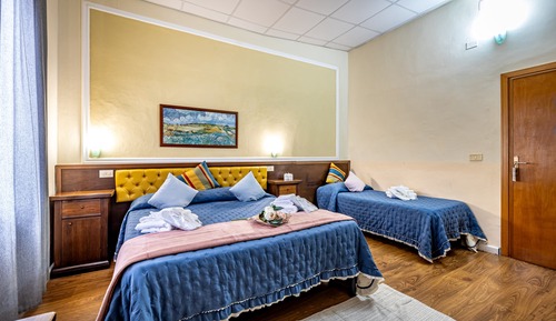 Classic Triple Room