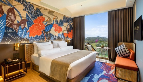 Deluxe King Menoreh View