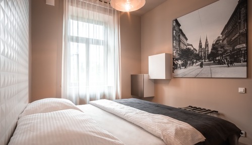 Design Apartment, 1 Bedroom, Balcony (eg X07)