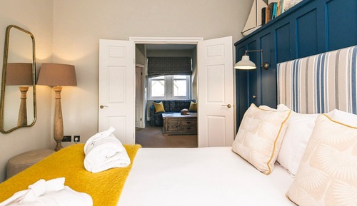 Kind Studio with Sofa Bed