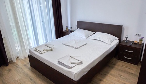 Junior Apartment