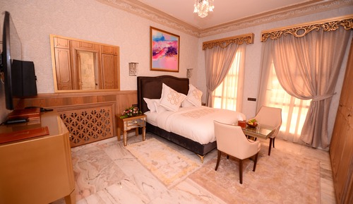 Luxury Double Room, 1 Bedroom, Pool View 103