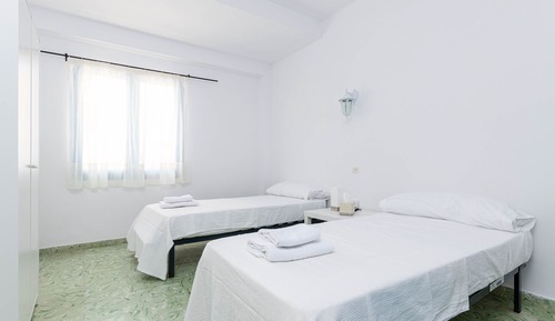 Basic Shared Dormitory