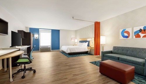 Suite, 1 King Bed, Accessible, Non Smoking