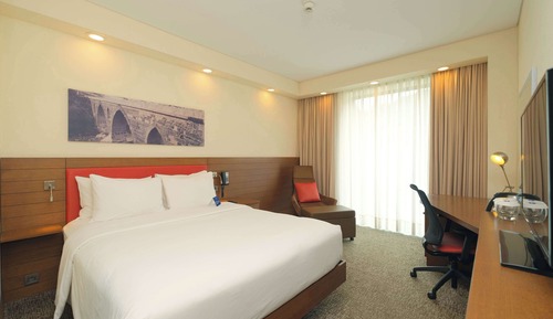 Room, 1 Queen Bed, Non Smoking, Refrigerator