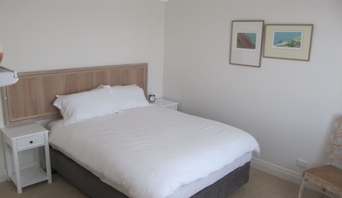 Caretakers Cottage - 2 Bedrooms