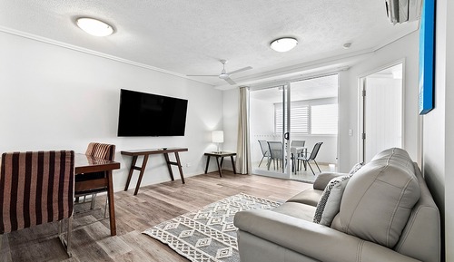 1 Bedroom Apartment