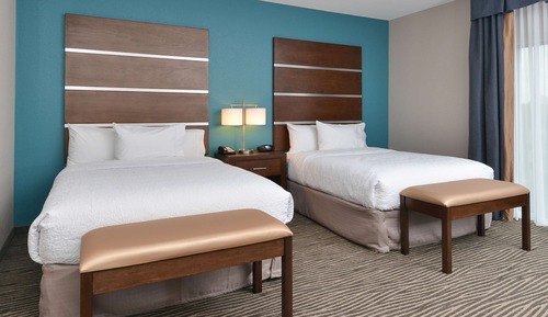 Room, 2 Queen Beds, Accessible, Bathtub