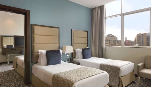 Deluxe Room, 1 Twin Bed, Partial Sea View
