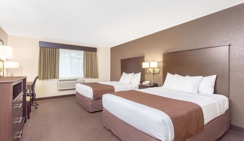 Executive Room, 2 Queen Beds, Non Smoking