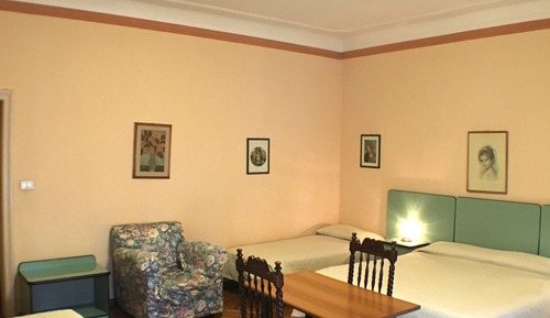 Family Room, 1 Bedroom, Private Bathroom, City View (Not Refundable)