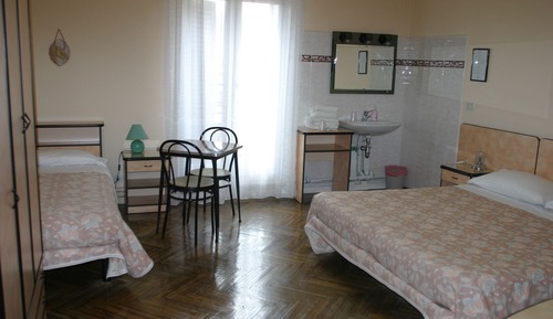 Triple Room