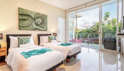 Luxury Villa, 3 Bedrooms, Pool View