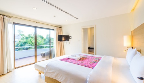 Deluxe Room, Balcony