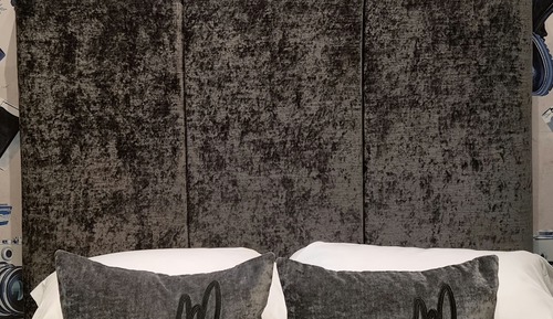 Single Club Room