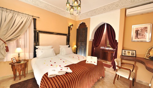 Standard Twin Room (Josephine Baker)