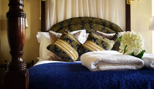 Four Poster Double Room