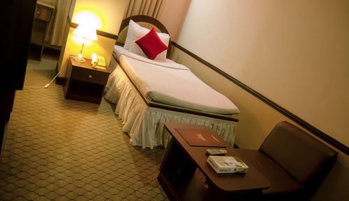 Premier Single Room