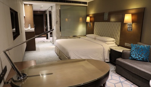 Club Room, 1 King Bed