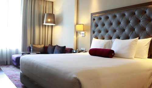 Business Room (Business Class, Lounge Access)