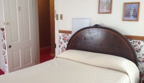 Double Room, Shared Bathroom