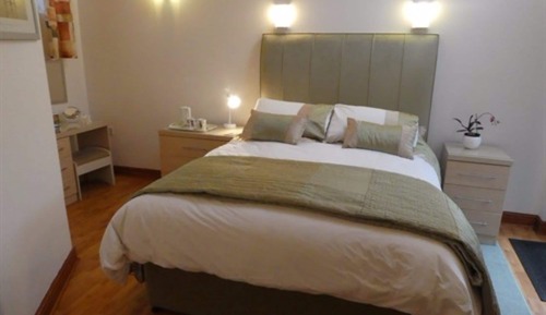 Double Room, Ensuite (Tawny Owl)