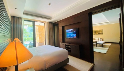 Junior Suite, 1 King Bed, Private Pool