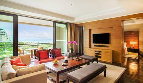 Junior Suite, 1 King Bed, Balcony, Ocean View