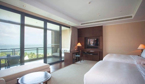 Grand Room, 2 Queen Beds, Ocean View