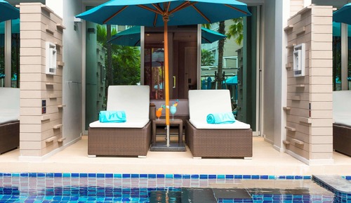 Deluxe Room, 2 Twin Beds, Pool Access