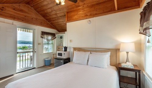 Cottage (Small)