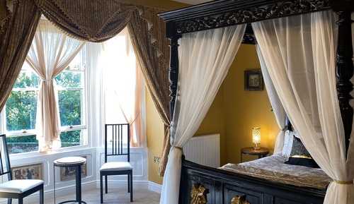 Superior Suite, Ensuite (Cairo Suite)