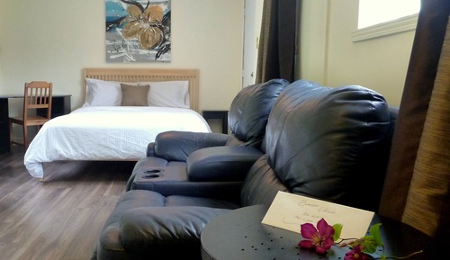 Comfort Bungalow, 1 Queen Bed, Courtyard View