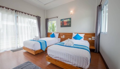 Standard Twin Room, Balcony, Poolside