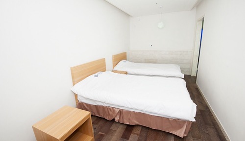 22 PY Twin Room