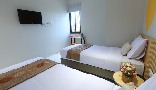 Deluxe Twin Room
