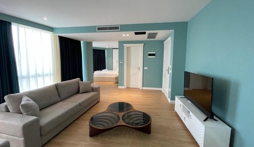 Superior Suite, City View