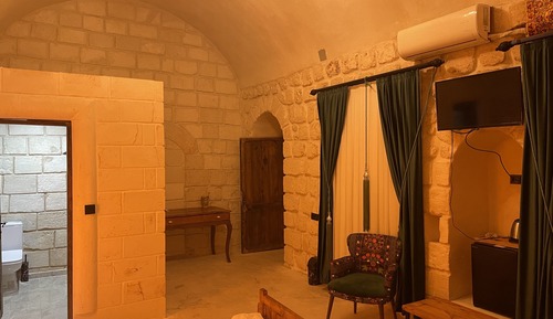 Economy Double or Twin Room